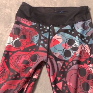 Reversible workout leggings
